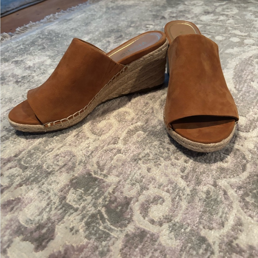 Vionic Tan Suede Wedge Shoes with Slip-On Design